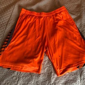 ADIDAS GYM SHORTS!